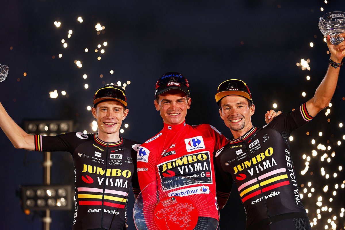 2⃣❤️3⃣

... estos chicos han hecho 𝙝𝙞𝙨𝙩𝙤𝙧𝙞𝙖. 
... making 𝙝𝙞𝙨𝙩𝙤𝙧𝙮, together.

🐝 Congrats <a href="/JumboVismaRoad/">DavidRRCegg</a>‼️

#LaVuelta23 📸 @sprintcycling
