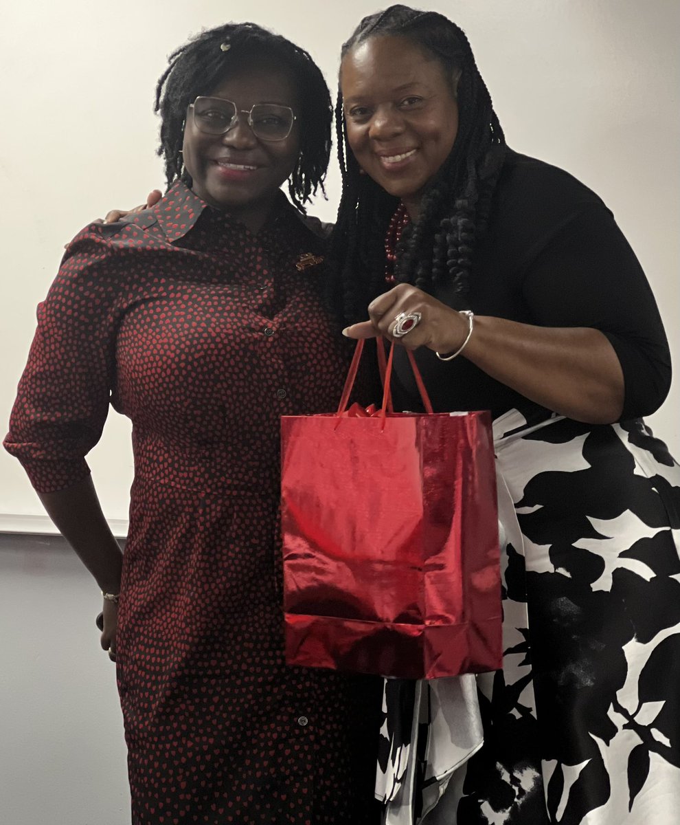 During yesterday’s chapter meeting to kick off our SY, the chapter congratulated our beloved President, Dr. Lois McCoy on her retirement! Soror McCoy spent over 3 decades educating our youth. Enjoy your retirement Madame President!🎉❤️🔺Presenter: Soror Roshanda Roberts, 1st VP