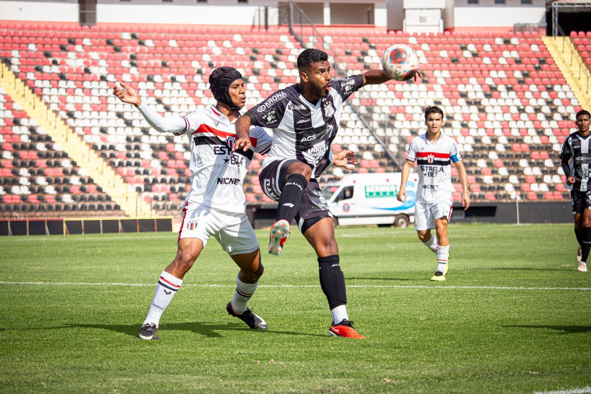 interdelimeira's tweet photo. Final de primeiro tempo! 

BSP 1x0 INT

📸: @tiago.stoco1 

#VAILEÃO
🦁🏁

#Internacional #Leão #VaiLeão #Inter #LeãoDaPaulista #TarchaSports #Alluri #AGSDevice https://t.co/YyPls5IMF9