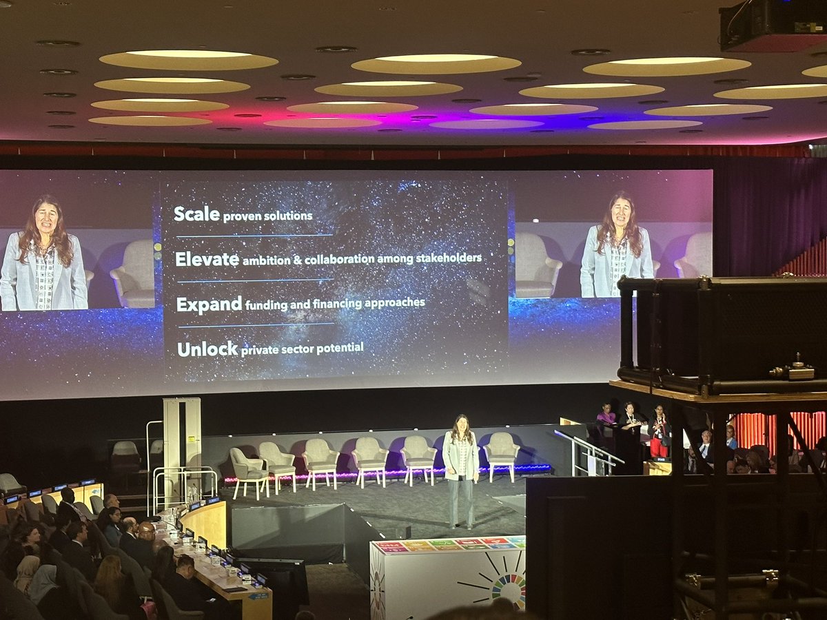 RadiaFunna's tweet photo. “These digital solutions only reach their full potential if the necessary enablers are in place.” — Wendy Woods @BCG 

#SDGdigital
#SDGActionWeekend
#UNGA
#GlobalGoals https://t.co/RIoVil3qHh