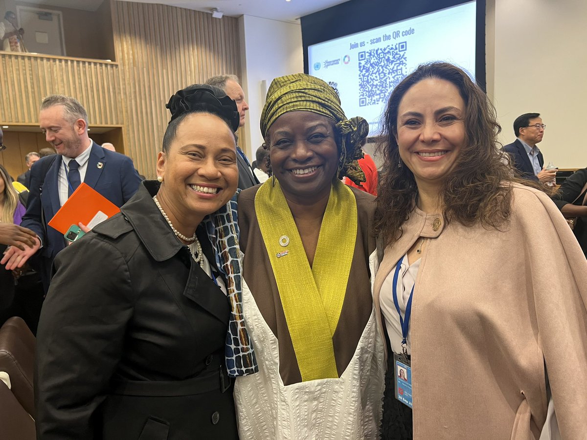 At #UNGA78 in #NewYork. Happy to reconnect with great women leaders: Deputy Secretary-General @UN @AminaJMohammed and @UNFPA Executive Director Dr. Natalia Kanem @Atayeshe at #PowerOfData to achieve #GlobalGoals with representation of @Purdinola Director of @DANE_Colombia