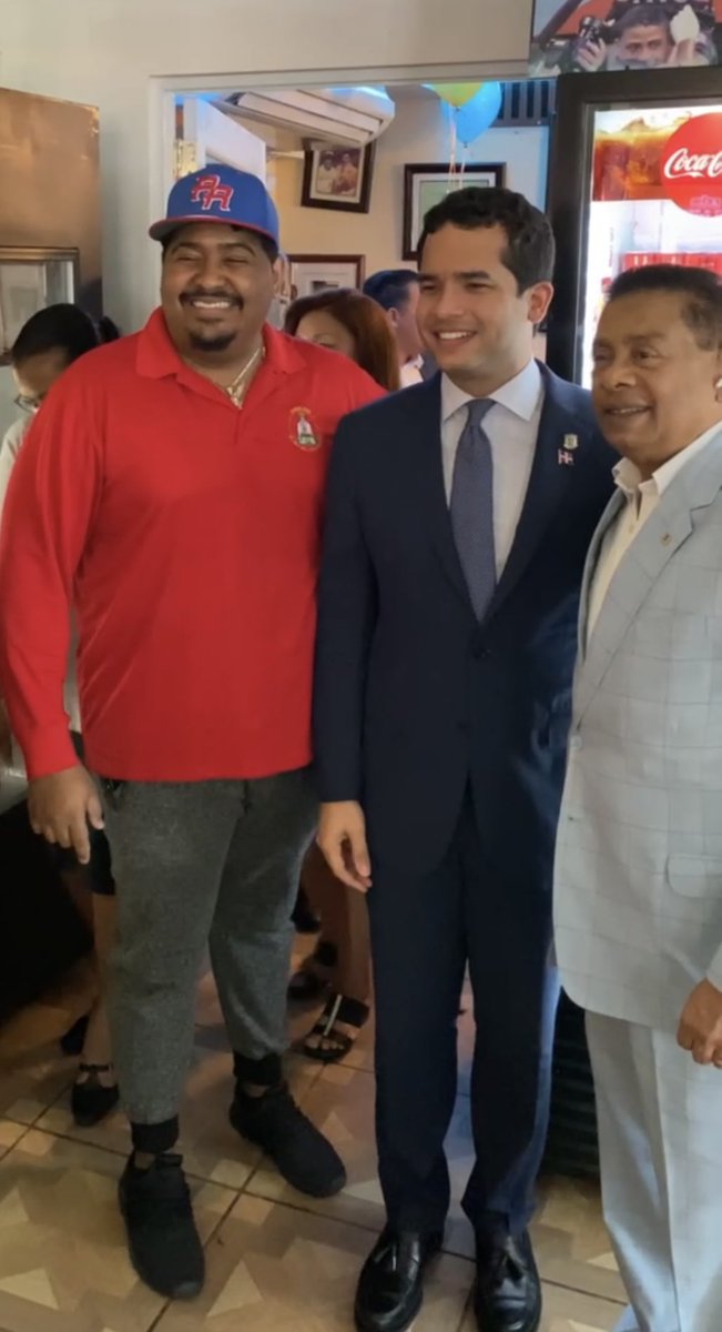 OmarLFernandez's tweet photo. He recibido la dolorosa noticia de la muerte de mi querido amigo, compañero y exdiputado Levis Suriel, quien durante años representó a nuestros dominicanos de ultramar.

Dios brinde la fuerza necesaria a sus familiares para superar este momento. ¡Paz a su alma! 🙏🏼 https://t.co/geGxkNzBth