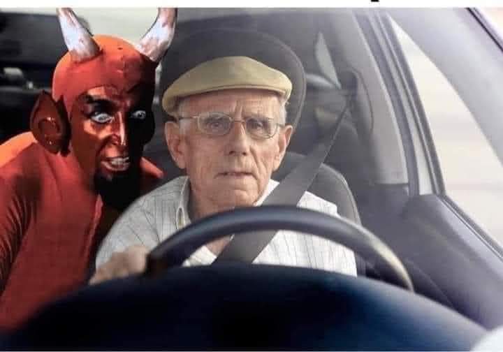 Prends la voie de gauche et roule a 50km/h