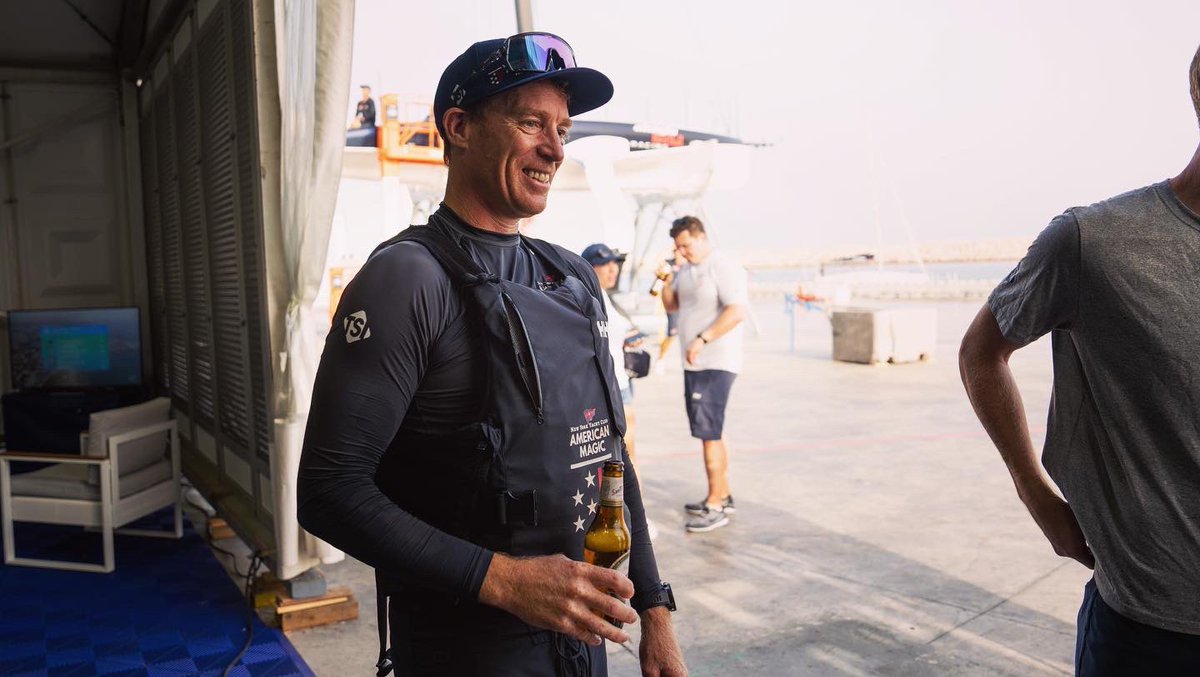 AmerMagicTeam's tweet photo. Victory tastes sweet with @SanMiguel!🍻

#AmericanMagic #AmericasCup #AC37 #Sailing #Foiling #Race #Regatta https://t.co/diPtmgiOmN