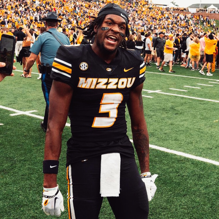 PFF_College's tweet photo. Missouri WR Luther Burden III this season:

🐯 22 REC
🐯 324 YDS
🐯 3 TDS
🐯 10 Missed Tackles Forced https://t.co/nHdejuTvH2
