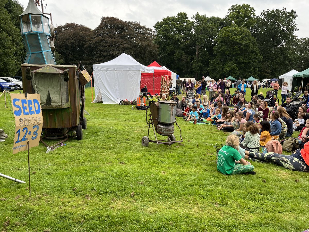 Loved @PifPafTheatre seed show this afternoon @Derbyshirecc #woodlandfestival 💚😃