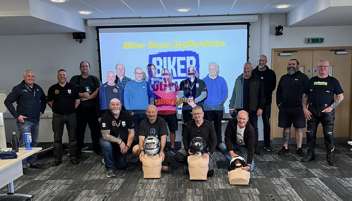 BikerDownStaffs's tweet photo. Another fantastic #BikerDown workshop at @StaffsPolice HQ today.
15 additional riders equipped with knowledge around scene safety, casualty care &amp; advanced riding skills.
This knowledge will benefit every road user in the county.
Thank you for sharing your Sunday with us.
G🏍🙏 https://t.co/fu2OLAZ1mH