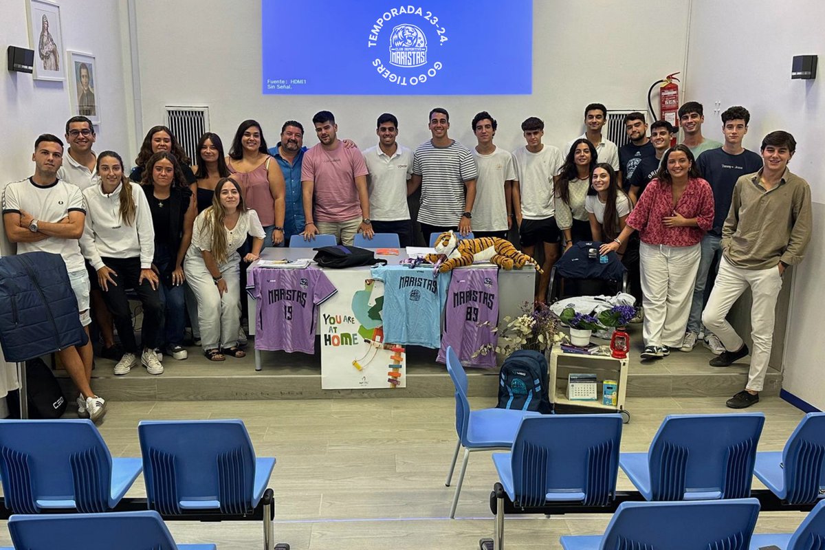 cdmaristassev's tweet photo. ℹ️📄
Ayer tuvimos la reunión y presentación de la temporada para nuestros entrenadores. Ilusionante año para todos los equipos del club.
Con muchas ganas de veros por las pistas y volver a los entrenamientos!!
⚽️🏀🏐
#GoGoTigers 🐯💜 https://t.co/B9B0G4WwDR