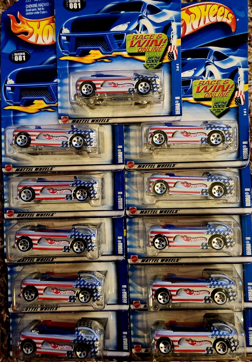 BikerJoe1322's tweet photo. Remember when 5 hole was the @Hot_Wheels wheel to get? #HotWheels #variation5hole #diecast #extremecollector #deoraII https://t.co/qq1enDmzJ3
