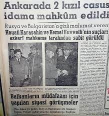 K_TURK_19051919's tweet photo. 1- ADNAN MENDERES’İN 43 KİŞİYİ İDAM ETTİRDİĞİNİ VE 238 GAZETECİYİ HAPSE ATTIRDIĞINI BİLİYOR MUYDUNUZ?

Bence hiçbir suçun cezası idam olamaz, idama tamamen karşıyım. 

Fakat Menderes de idama karşı mıydı? 

Elbette değil, 1951-1960 yılları arasında Menderes 43 kişinin idam kararına imza attı ve hepsi idam edildi.

İdamların en dramatik olanı ise, 14 Nisan 1955'te casusluk suçundan idam edilen Hayati Karaşahin'di. 

İnfazı, Ankara Samanpazarı'nda halka açık olarak yapıldı.   

Suçu neydi? 
Rusya için casusluk yapmak.
https://t.co/Itv8eVu77y