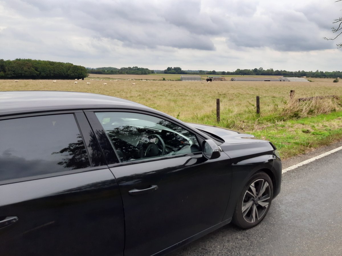 PC Uren and PC Shayler have patrolled the West Oxfordshire and Cherwell area today. This included harecoursing patrols of farmland and stopping several vehicles