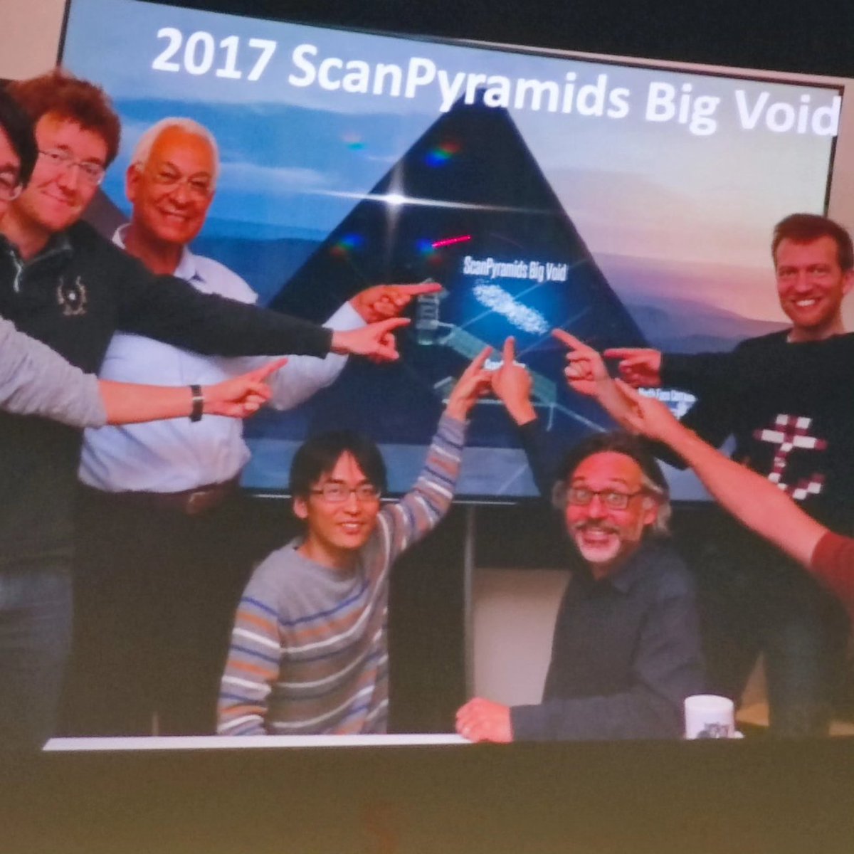 Vindunno's tweet image. Closing day of the XXII SIA #archeoastronomy #congress, prof. Hany Helal, #scanpyramids #discovery North face #corridor #Khufu #pyramid. My #interview