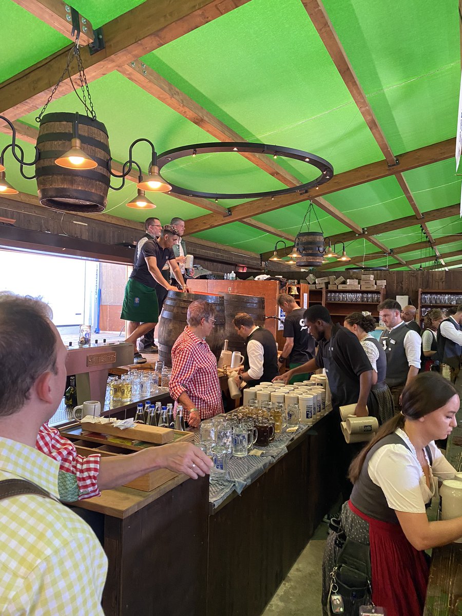 GpSmnky's tweet photo. #Oktoberfest such a great experience! https://t.co/o4xmmGdTeB