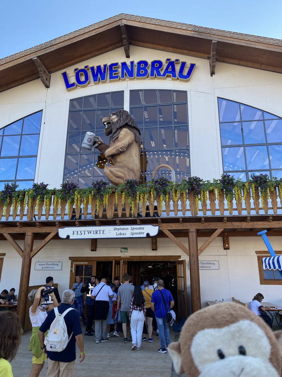 GpSmnky's tweet photo. #Oktoberfest such a great experience! https://t.co/o4xmmGdTeB