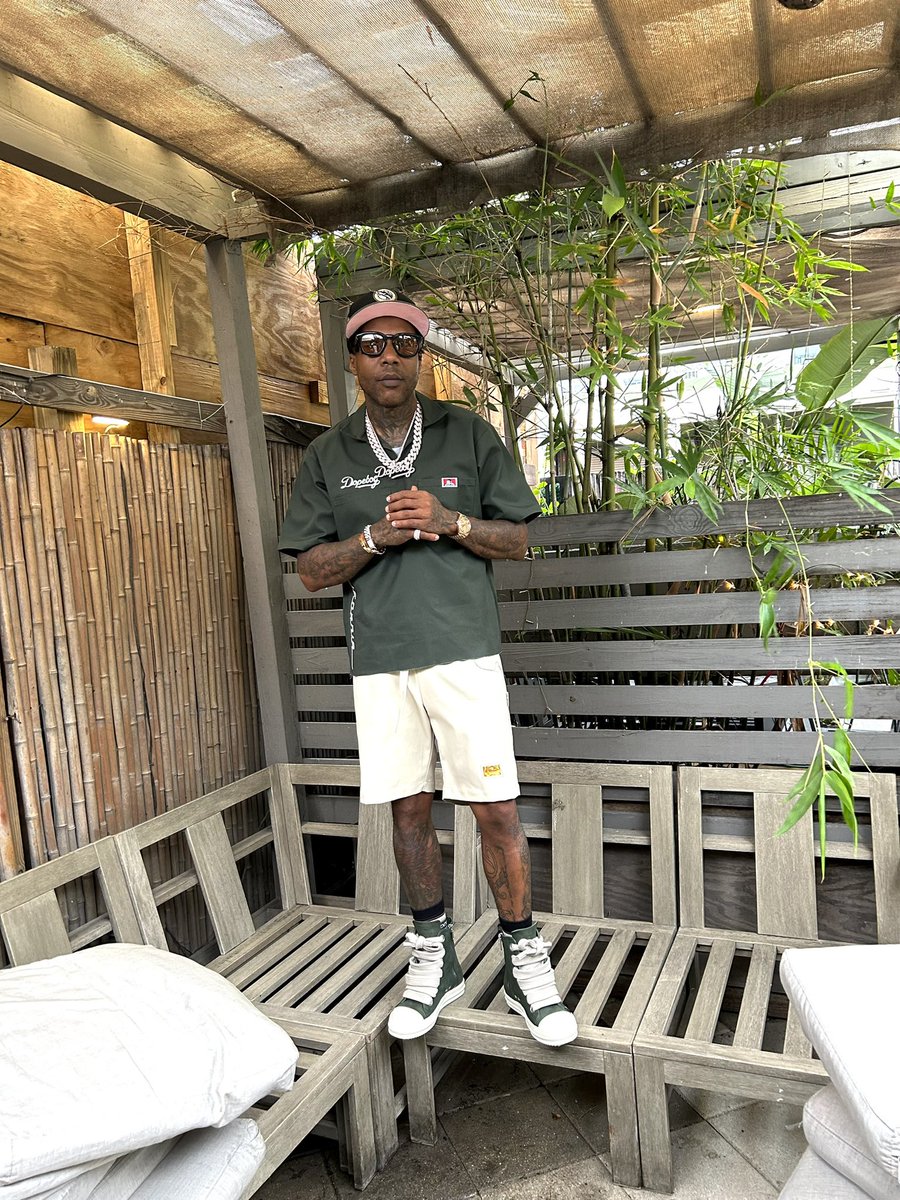 Block125 tweet media