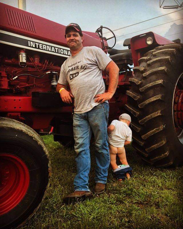 ❤️ Enjoy Your Sunday!😂 #Farmers #Farming #StartThemYoung #Agriculture #SupportLocalFarmers