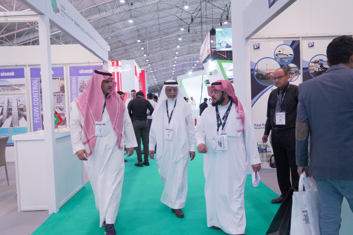 moatamadsa's tweet photo. We are honored to have the opportunity to share our experiences with our invited guests during the #Saudi_Infrastructure_Exhibition

We are happy to share our experience and knowledge with our guests
#InfrastructureExpoSeries
#SIE23 https://t.co/dAKXZmJhIn