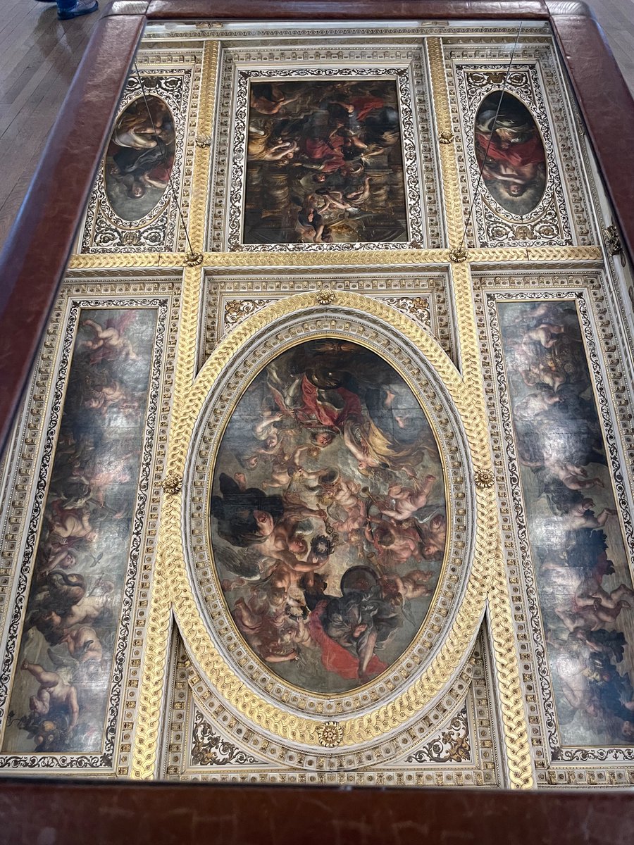 Emily. Not Emma. tweet media