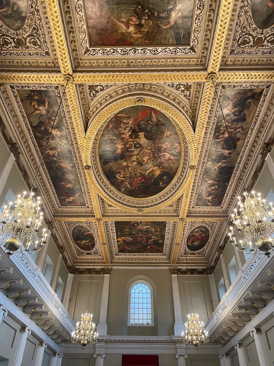 Emily. Not Emma. tweet media