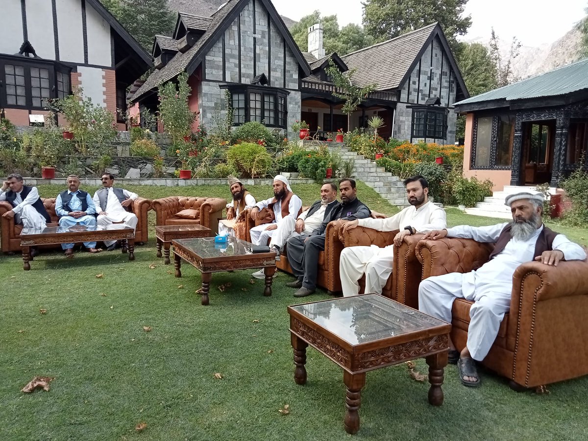 khan_pms's tweet photo. No one dare to disrupt the peace of Chitral.
 Stand with the State. https://t.co/K8UpJg8PKx