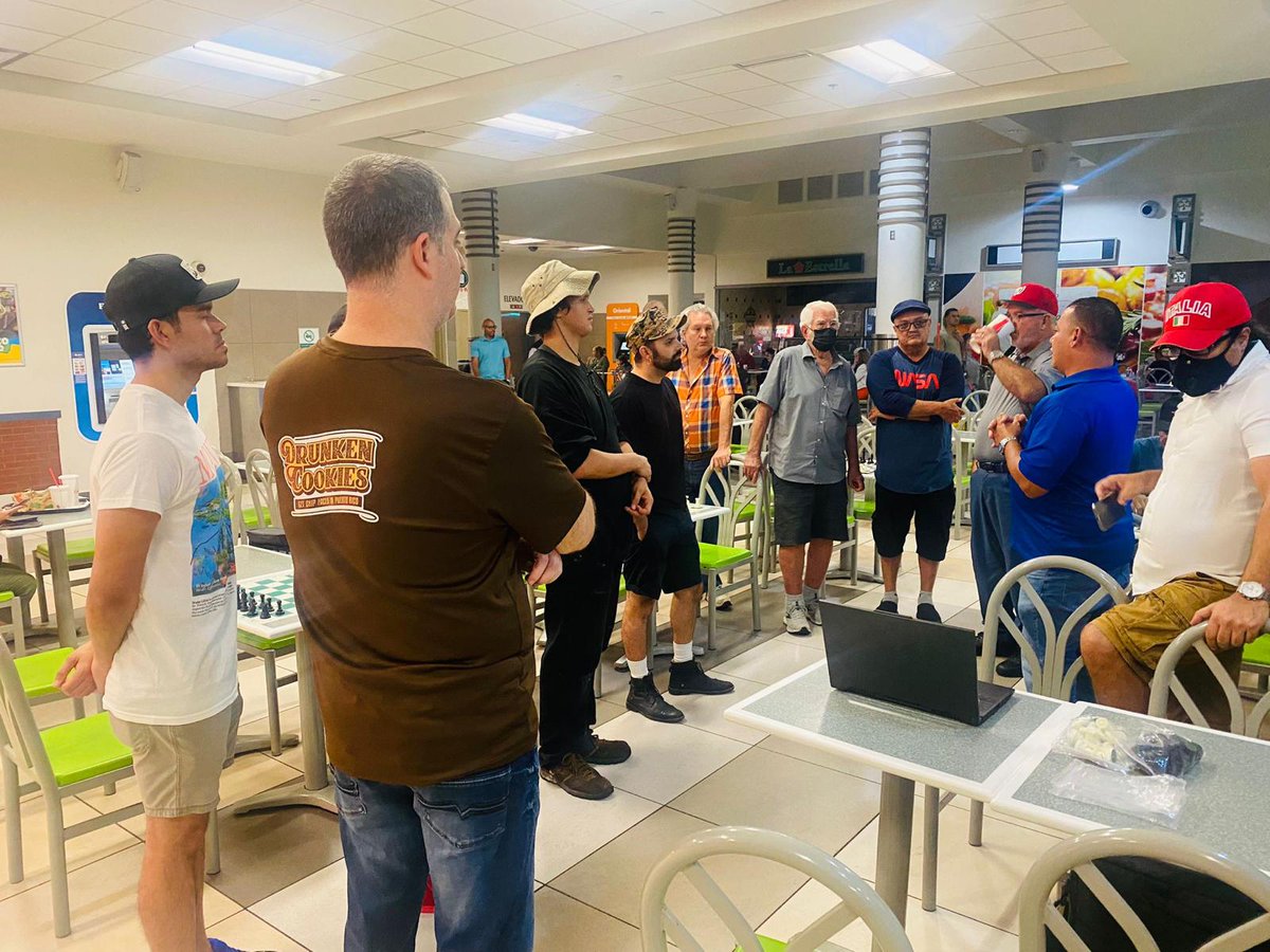 FedAjedrezPR's tweet photo. Gracias a todos los que dijeron presente en apoyo a nuestras féminas para el Campeonato Centroamericano y del Caribe 2023. Pasamos un tiempo muy agradable de rizas y competencia.
#FAPR #FAPRInforma #Ajedrez #Chess #CentroFem2023 https://t.co/YDvuTSlXgQ