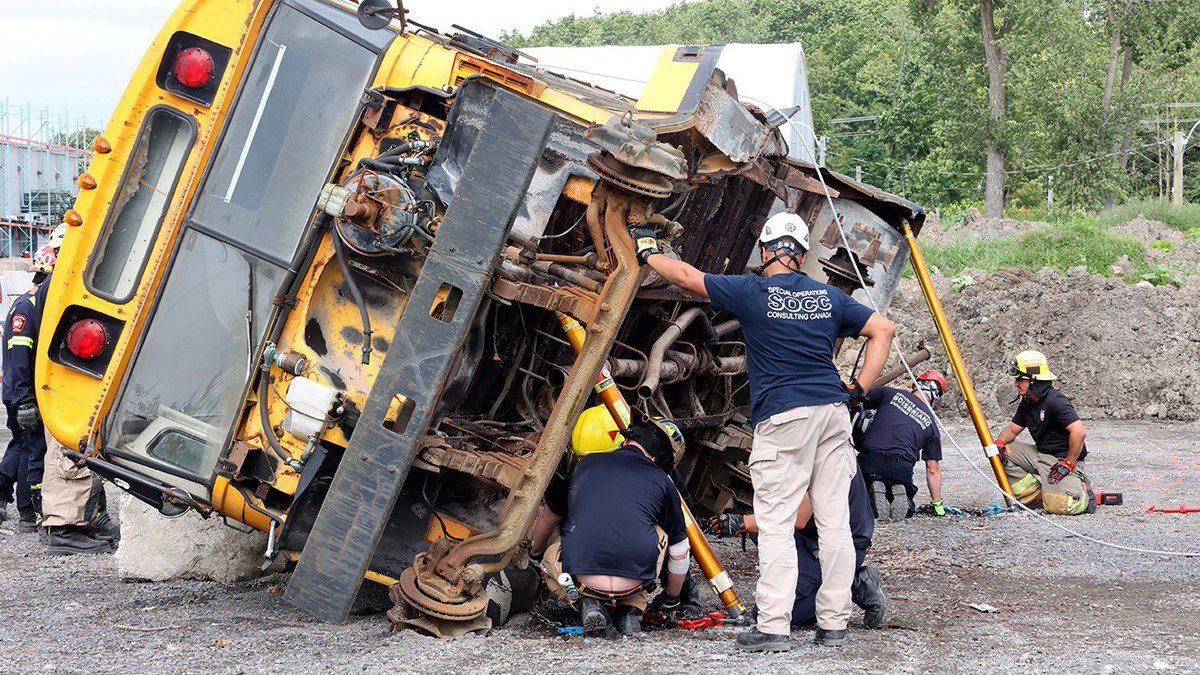 SOCC_Corp's tweet image. “Heavy Rigging for the Fire Service” was an amazing success!! Prepared to roll this out across 🇨🇦 to ensure a safe outcome for our patients and our rescuers. #firefighter #heavyrescue #technicalrescue #paratech #paramedic #pompier