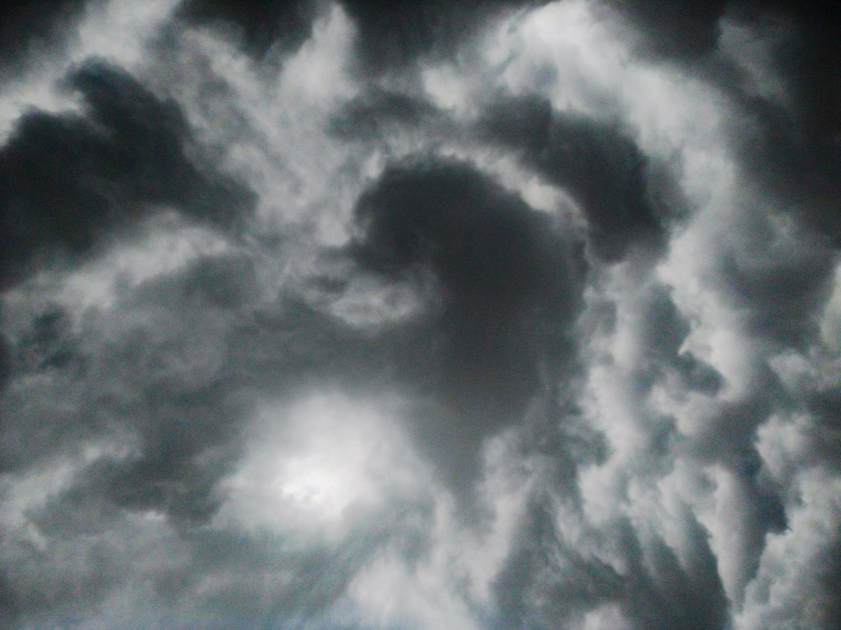 'Eye of the Storm'
#PhotoMode #thestormhour