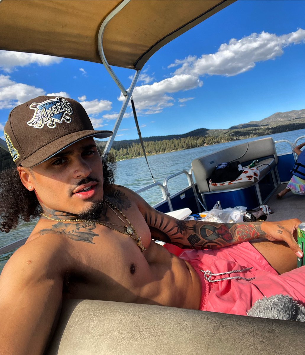 DonoutTheIE's tweet photo. TMC 🏁 https://t.co/YajWPGpVHC