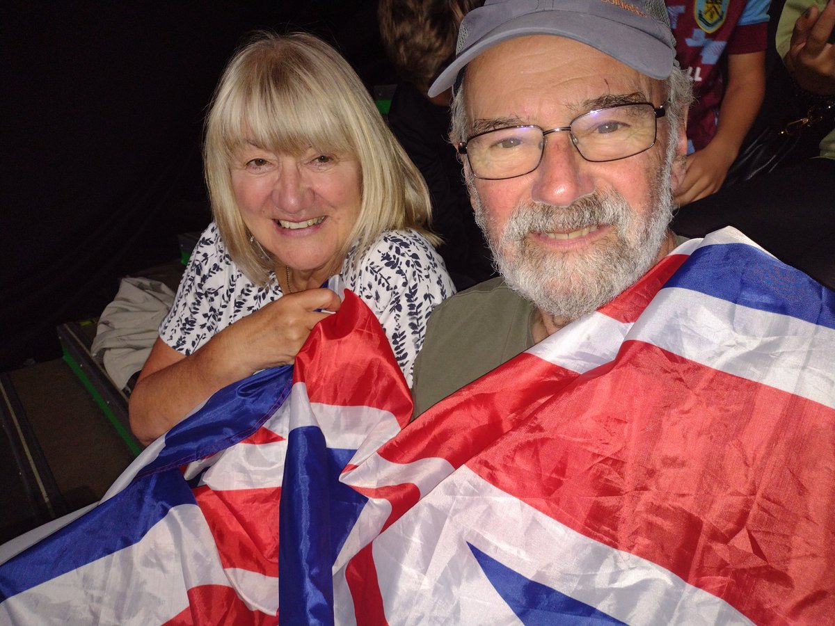 feefomack's tweet photo. @DavisCup @cam_norrie @HumbertUgo @the_LTA #daviscupmcr https://t.co/jfxYSDfmdZ