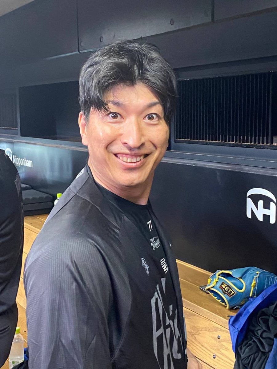 hayato_arakaki's tweet photo. 見てくださった方ありがとうございました！
久々のマウンド楽しかったです✨
野球って改めていいスポーツだなと感じました⚾️

#オールHOKKAIDO
#パワフルスピリッツ
#エスコンフィールド
#ピッチング
#KAKILANDの店主 https://t.co/8hZqI6ocIn