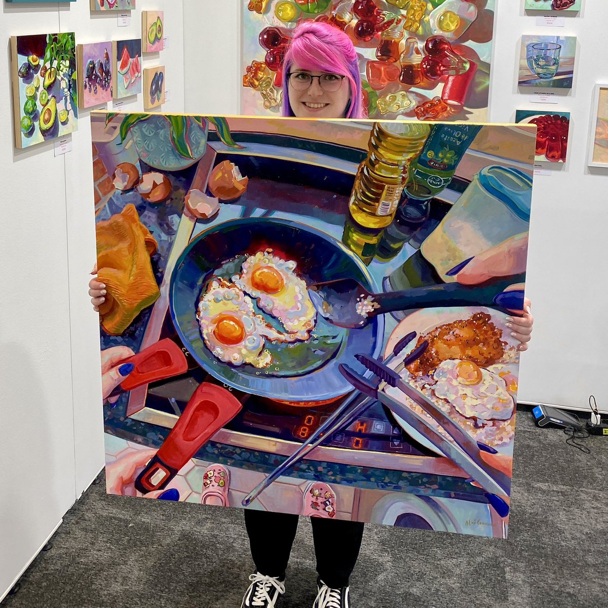 alaiganuza's tweet photo. New egg painting! 5’4” me for scale :) this one is so special for me :,) #oilpainting #eggs https://t.co/FAQGrOf99s