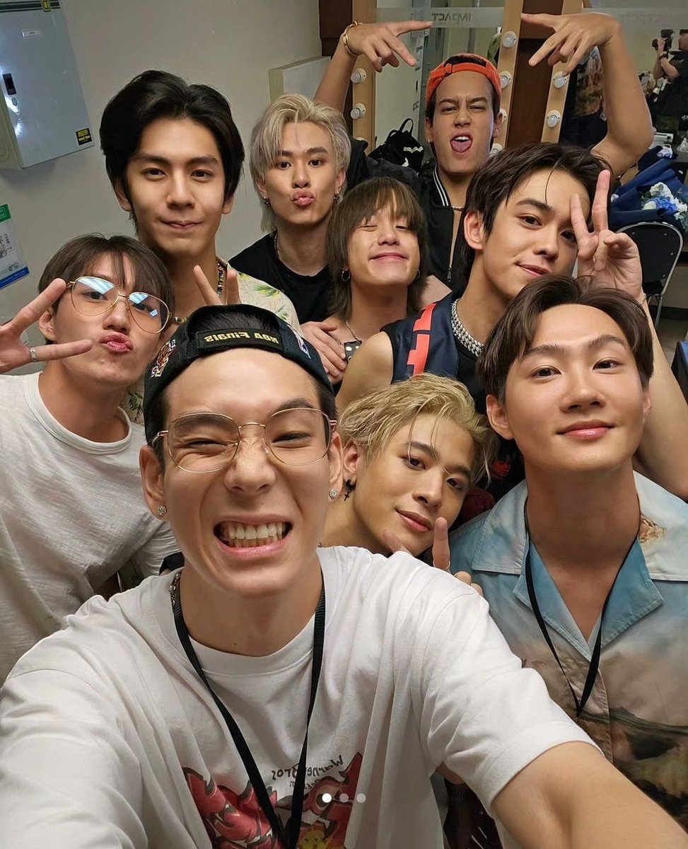 4_jackrin's tweet image. แง ครบเลยย🥹😭❤️

TRINITY 4th Anniversary

#TRINITY_BREATHOFDESIRECONCERT
#TRINITY_TNT