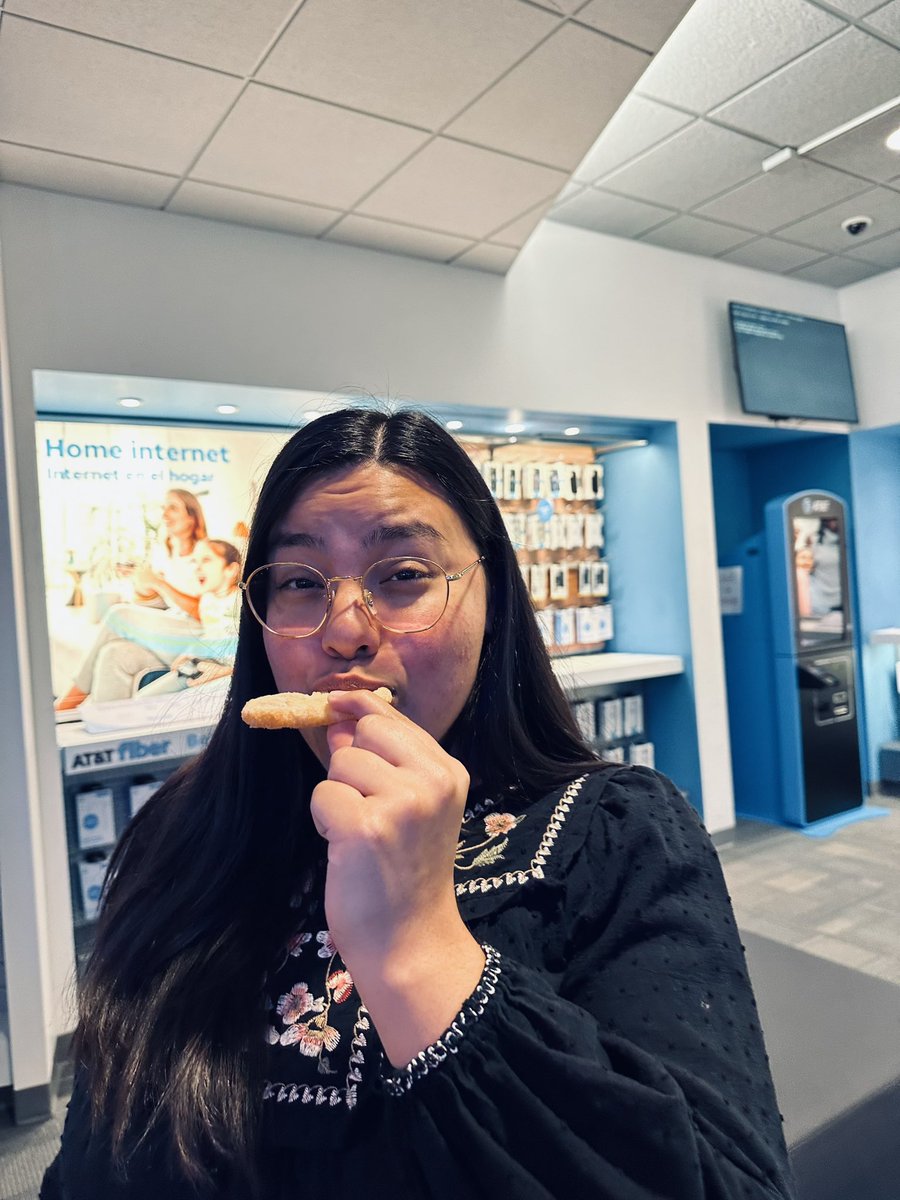 Liz Pinillos tweet media