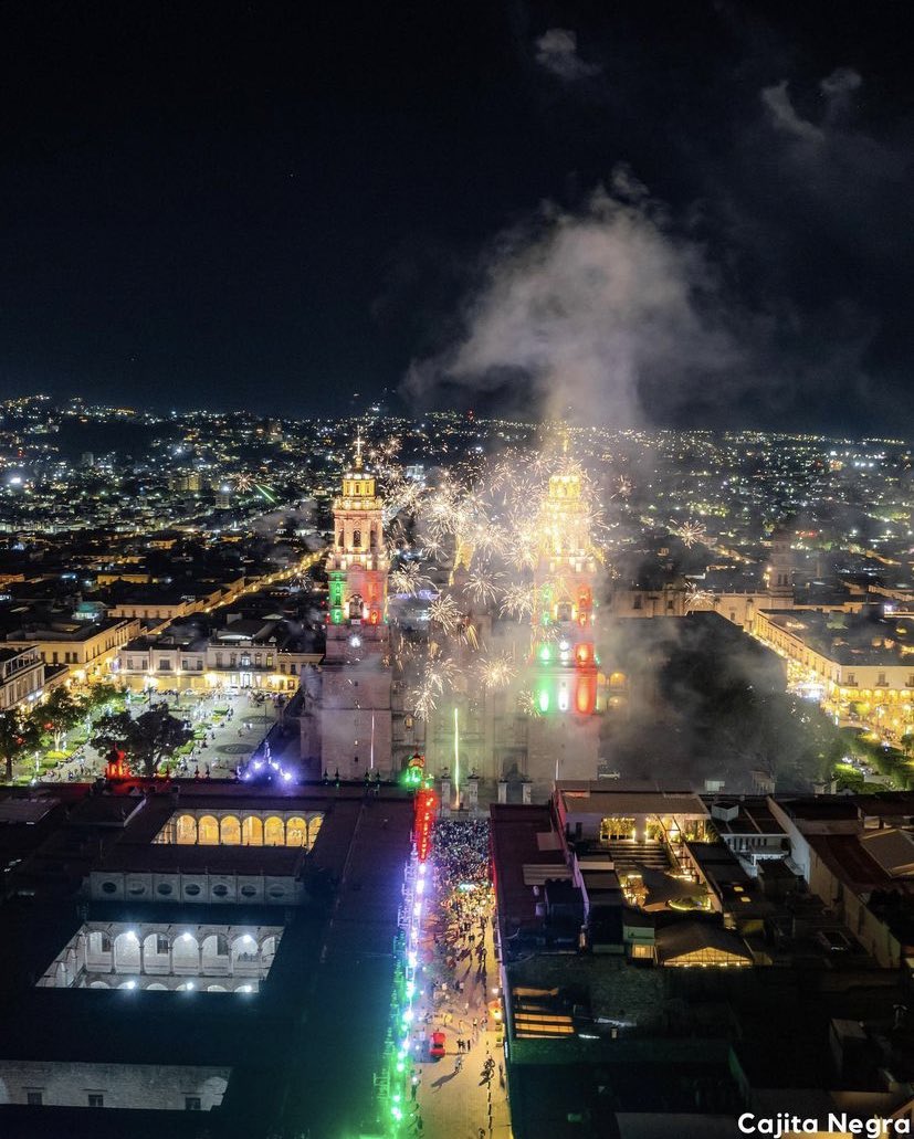 AdiiiiiAV's tweet photo. Mi bella Morelia 😍

📷Cajita negra https://t.co/ni4OzPEcIX