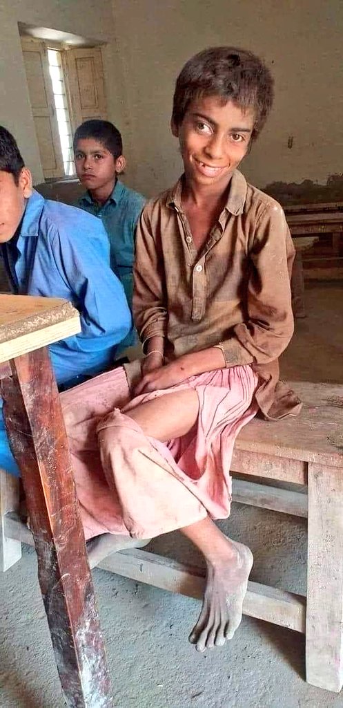 PpyHYD786's tweet photo. یاالہی جس نے بھی اس ملک کا اس کی غریب عوام کا یہ حال کیا تو بہتر جانتا ہے ہم تو اس نبی کے امتی ہے بددعا بھی نہیں دے سکتے اللہ پاک تو بہتر انصاف کرنے والا ہے
#anwaar_kakar
#meherbokhari
#peaceforchange
@SIHN92
@SaudiMOH https://t.co/ZOMzWqO0XX