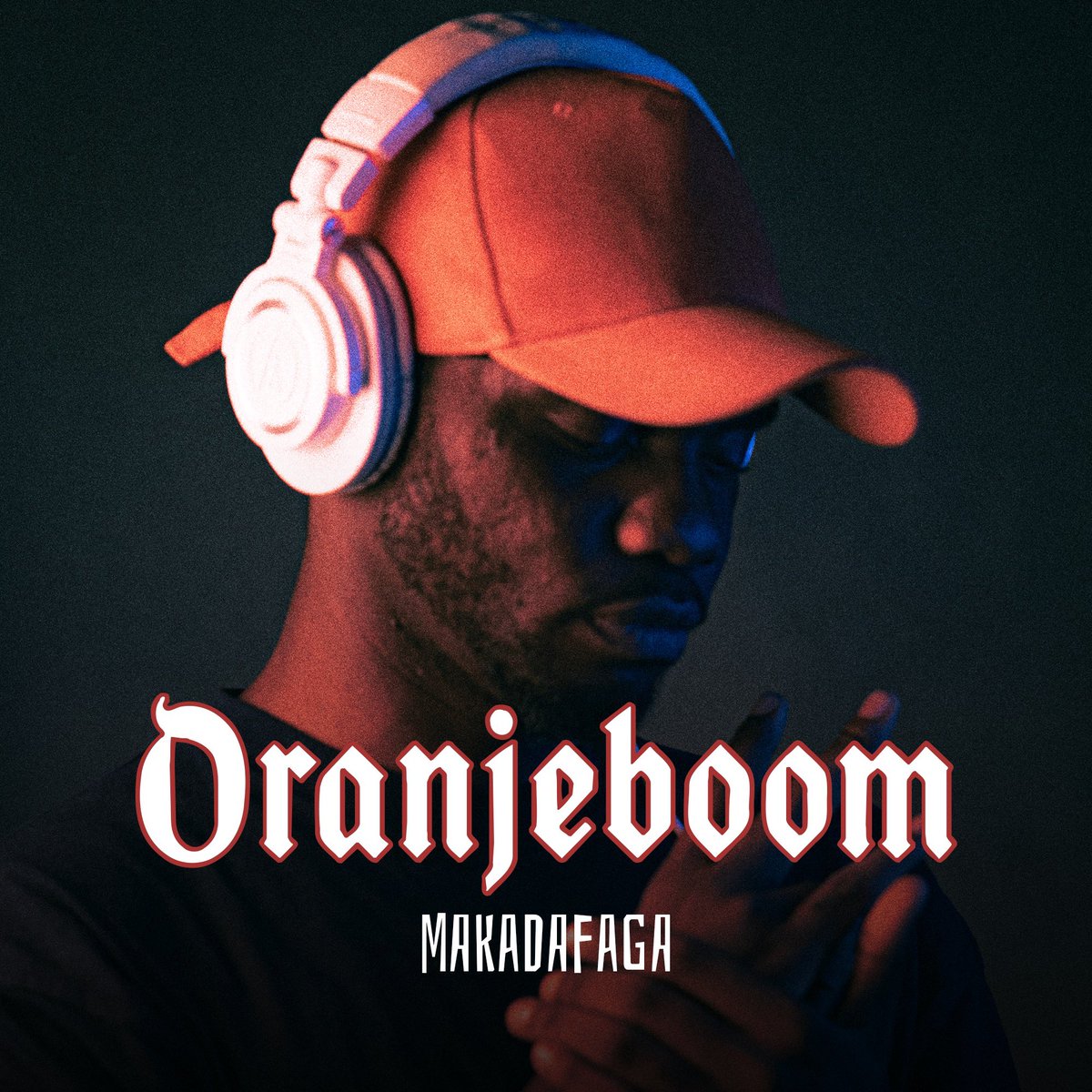 makadafaga's tweet photo. Enfin une date Mercredi 20.09.2023
“Oranje Boom” sera disponible sur toute les plateformes de streaming 
ARE YOU READY ? 🔥
•
🖌️ : @suncreativeCD 
•
#oranjeboom #twende_3x #makadafaga_nde_ingenieur #musiquecongolaise #amapiano #newmusic #congolesemusic https://t.co/iKBcS5Lr5L