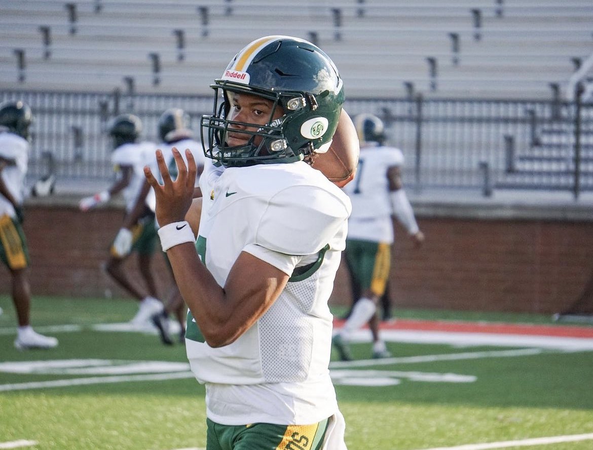 DenimJohnson03's tweet photo. 1st collegiate td❤️ all glory to god https://t.co/d2FvGuJlrq