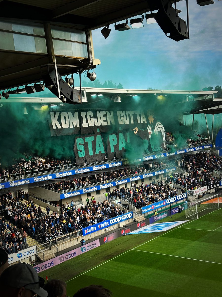 😮‍💨 <a href="/kjernencom/">Kjernen</a> <a href="/RBKfotball/">Rosenborg Ballklub</a>