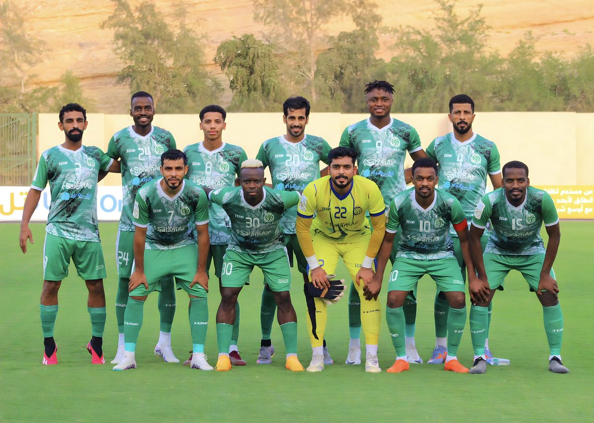 🔚 | صافـرة النهايـة!

صحار 3 - 1 الوحدة
⚽️ محسن جوهر
⚽️ محسن جوهر
⚽️ عبدالله الشبلي

مبروك يا تماسيـح 💚
#الوحدة_صحار | #AlwhdaSohar
