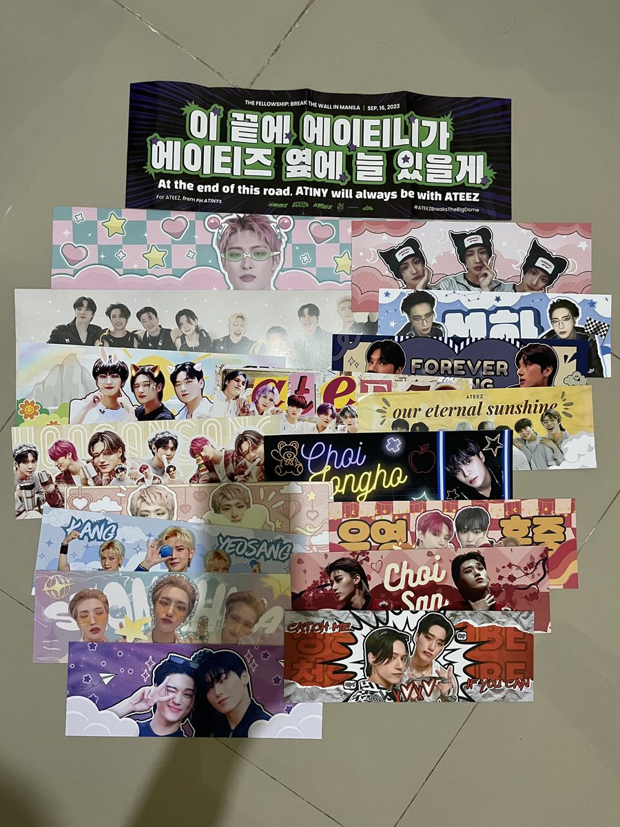 woosanjib's tweet photo. first concert ko to so hindi ko inexpect na i’d get this much freebies huhu thank you so much for trading with me! 🤍 https://t.co/gI8bYCaKOm