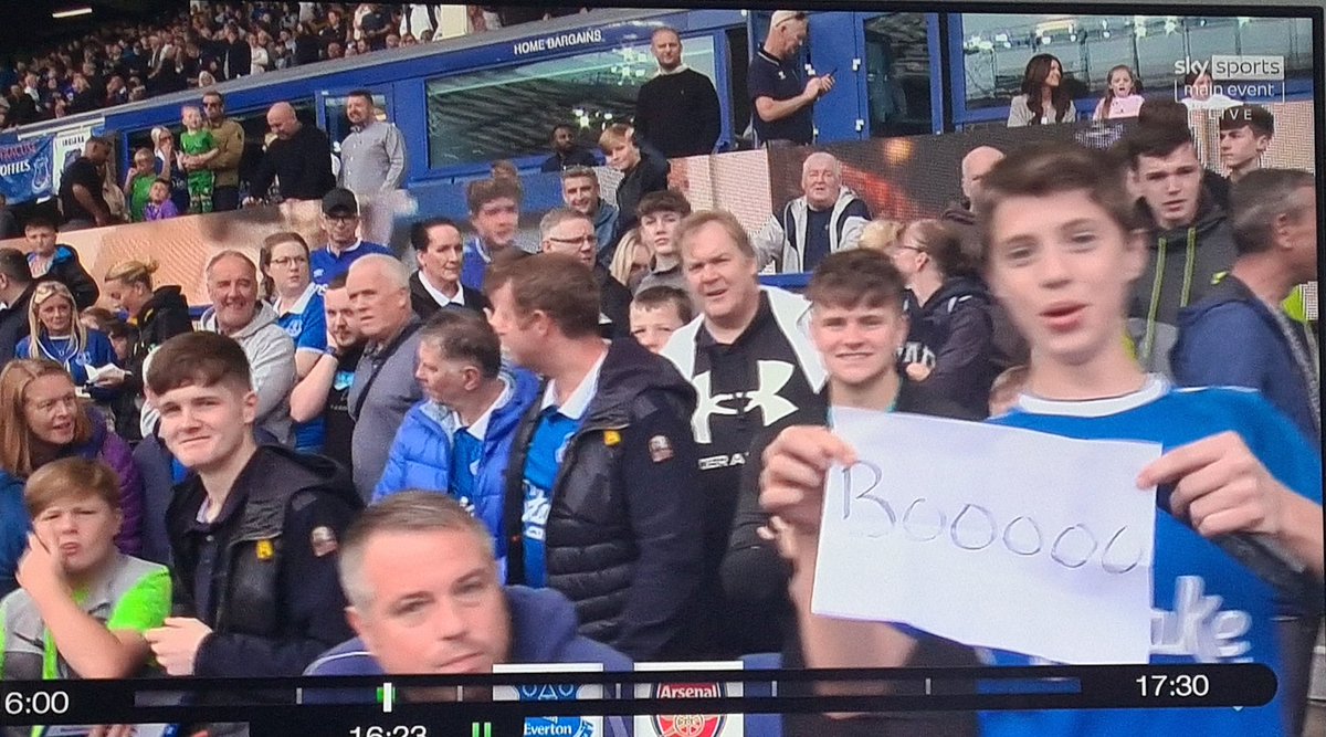 Haaaahahahaha! #EFC #EVEARS