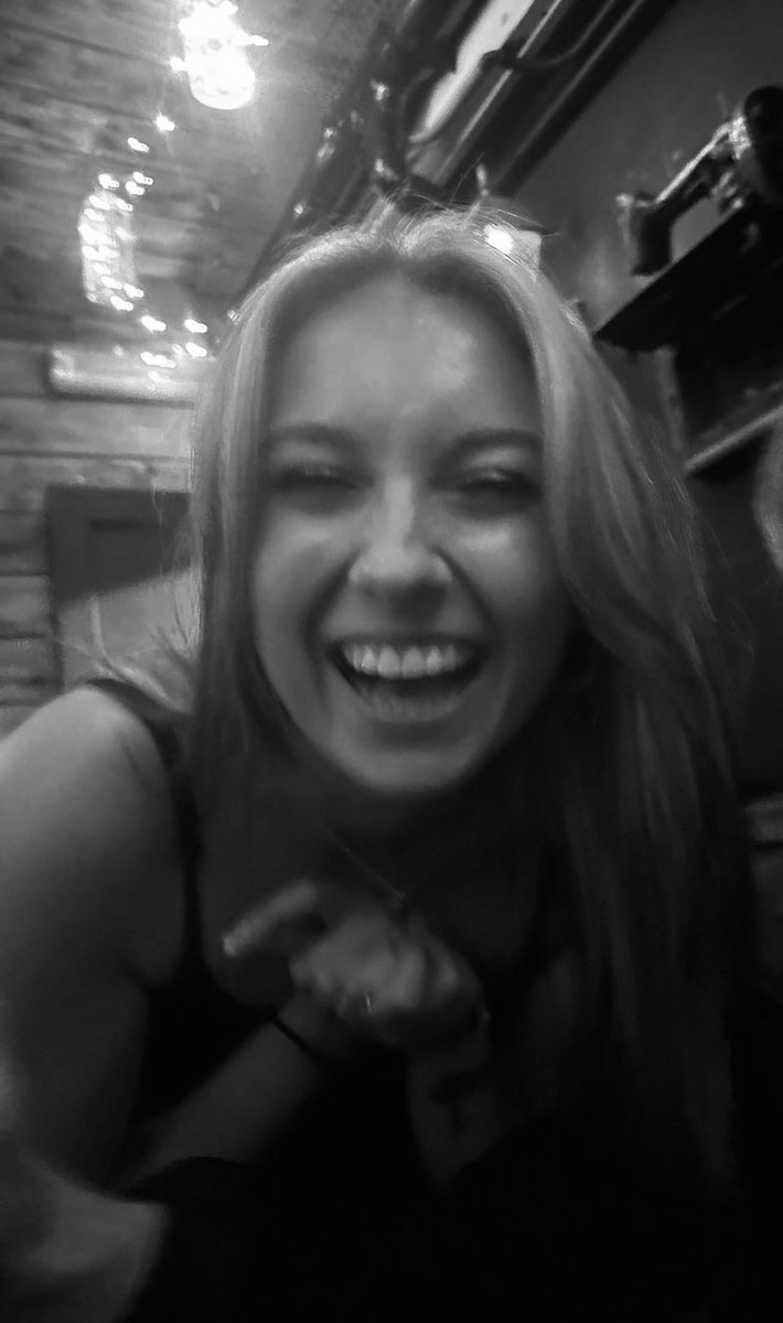 GeorgiaKelx's tweet photo. first time seeing myself candidly smile like this in years🥹 https://t.co/jX5yljBBTr