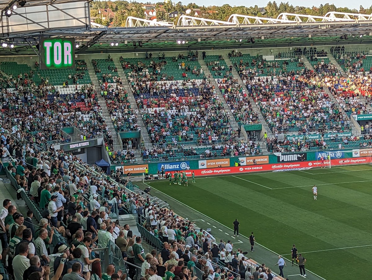OtherBundesliga's tweet image. GOAL RAPID! 

Fally Mayulu with a wonderful finish after WAC were caught in possession. A beauty! 1-0. #SCRWAC