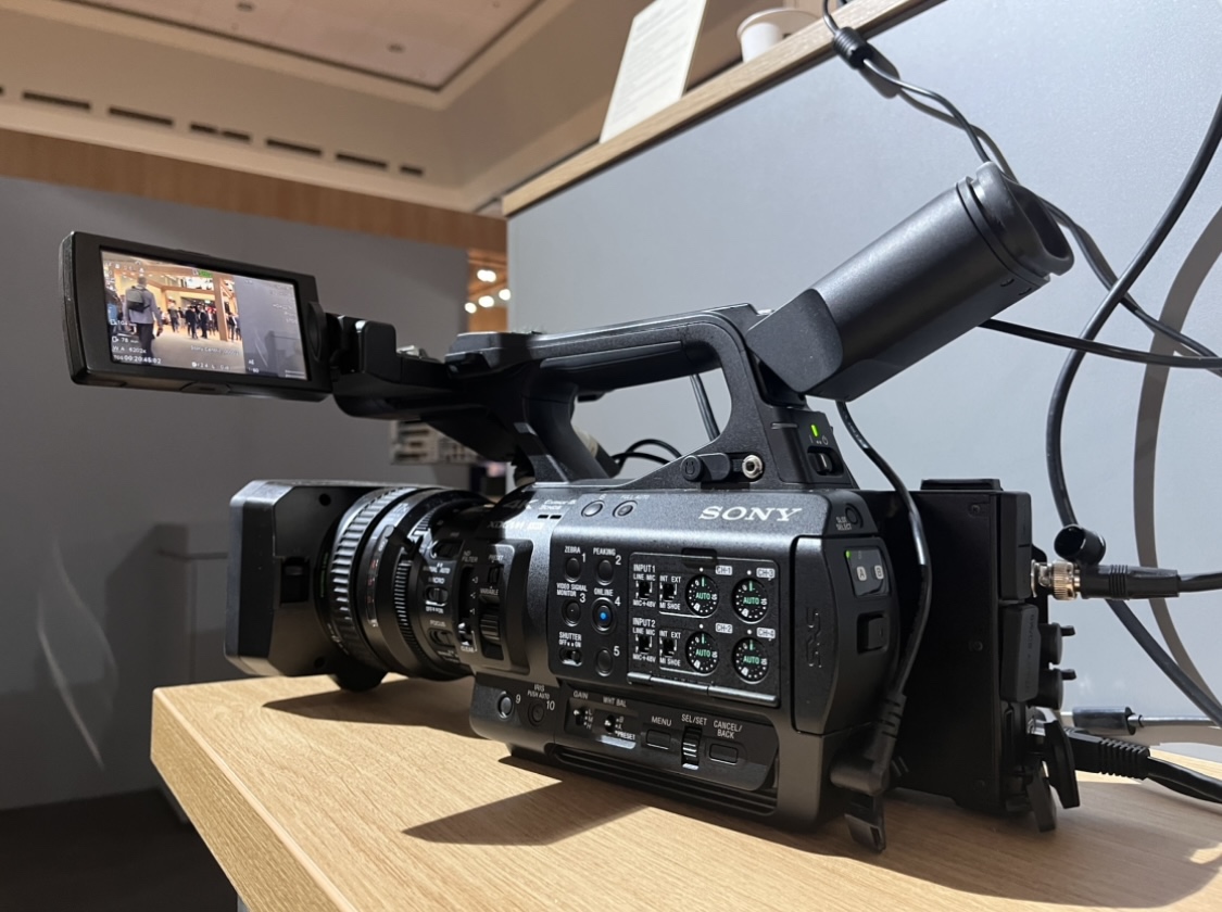 sonyproeurope's tweet image. Live from IBC! Ci Media & C3P - streamlining camera-to-publishing for busy production teams - C3P auto-syncs camera content with Ci/HIVE, adds custom metadata. Ci: Secure, team-friendly content management platform with curated views for easy collaboration. #IBC2023