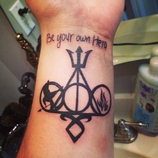 wintercyra's tweet photo. thank god 15-year-old me was not allowed to get tattoos because this could've been me 😭 https://t.co/iFuOGU27pa