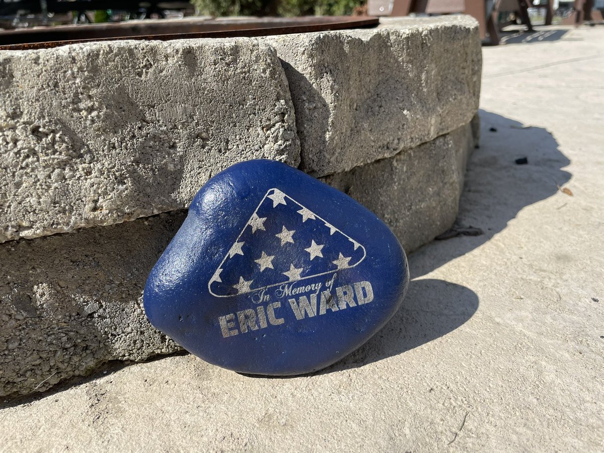 4WARDproject's tweet image. We left rock # 23-267 for Eric at our campsite #107 at the Sandusky, Ohio KOA after a nice weekend of camping and the first round of trick-or-treaters for the season. #end22aday #4EricWard #4WARDproject #4WARDrocks