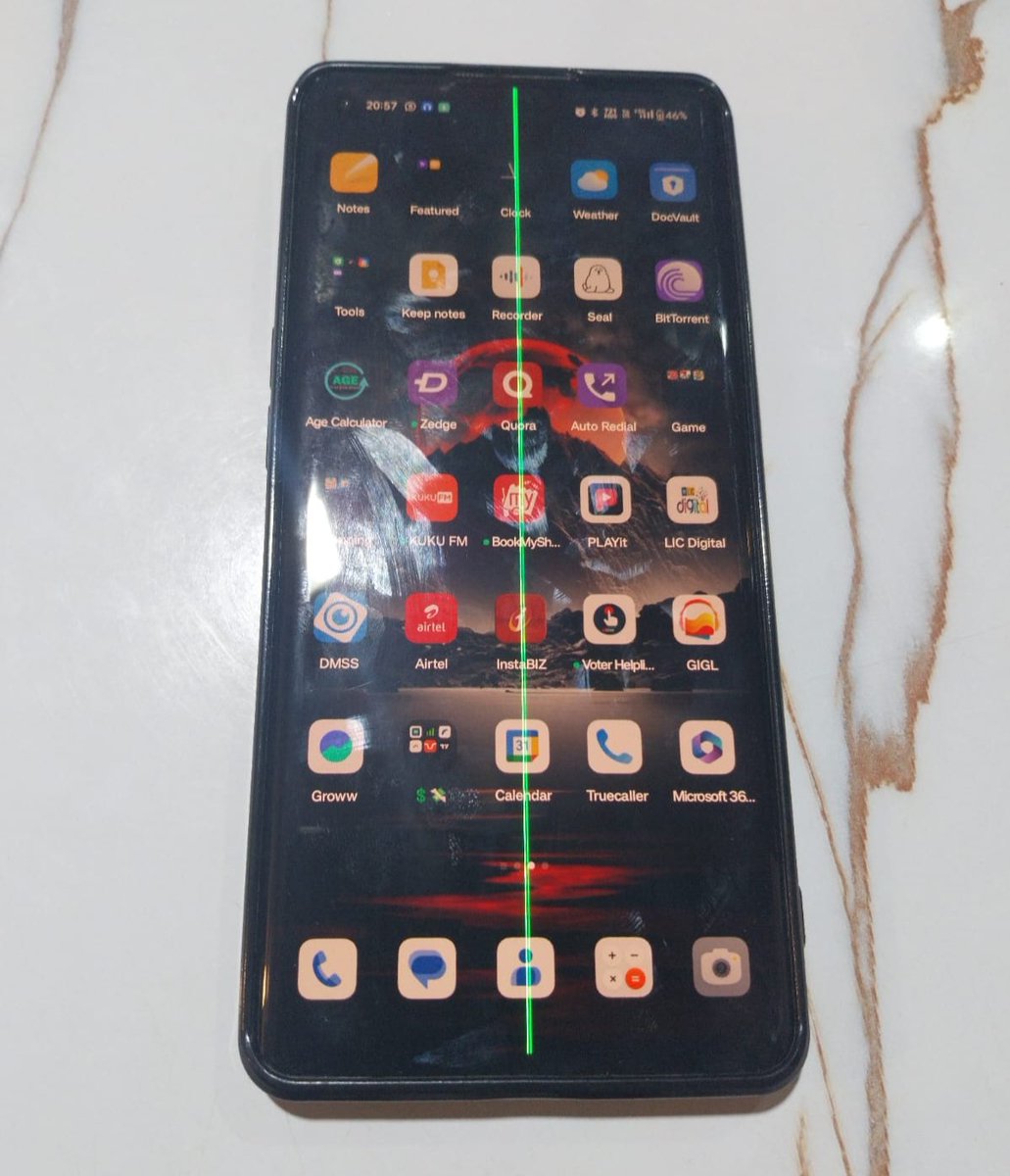 Dear @oppo @OPPOIndia my #reno5pro got a green line on screen after a software update, there is no physical damage to the screen, Can you help me with the solution ?
#oppo #opporeno5pro #oppogreenline #greenline #SCREEN #softwareupdatebug

#greenline #opporeno5pro