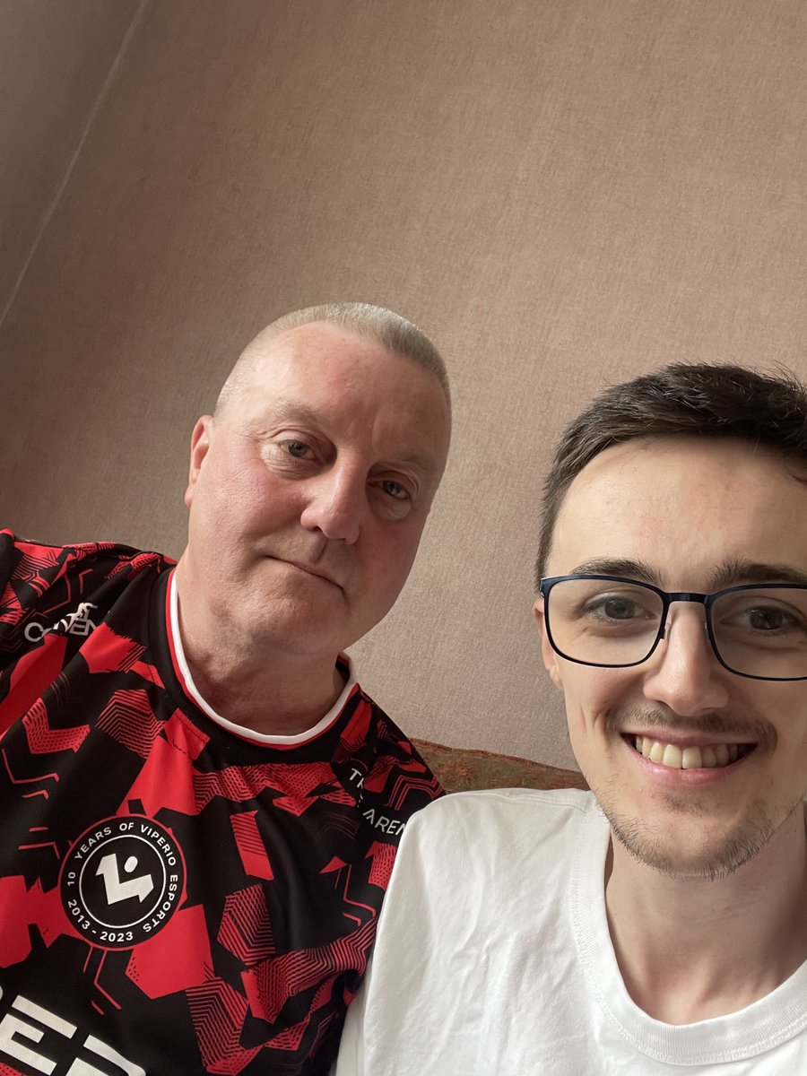 chrisrsword's tweet image. Papa Sword is having a #VIPWIN kind of day.