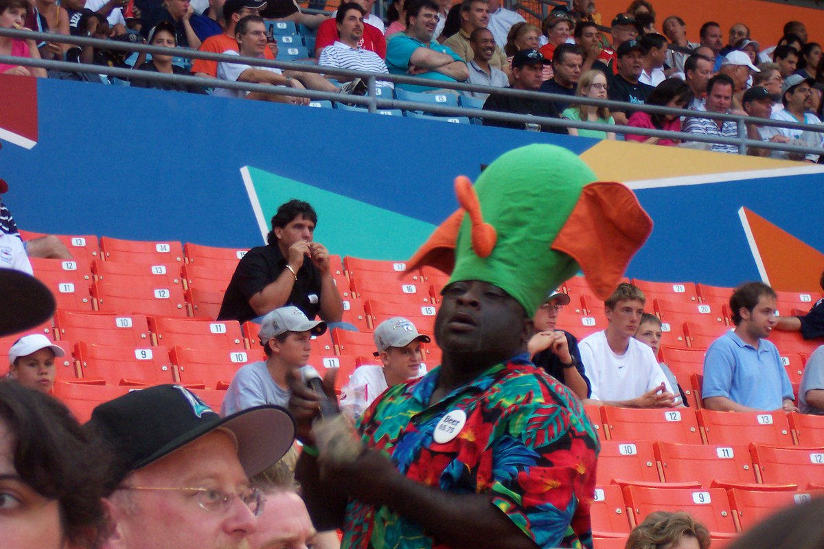 MarlinsHistory's tweet photo. Core memory unlocked.
If you went to a sporting event in South Florida, you likely saw this king. #Marlins #Dolphins #Heat #Canes #FlaPanthers #DaleMiami #MakeItMiami #FinsUp #TimeToHunt https://t.co/KL4M2NHaA8