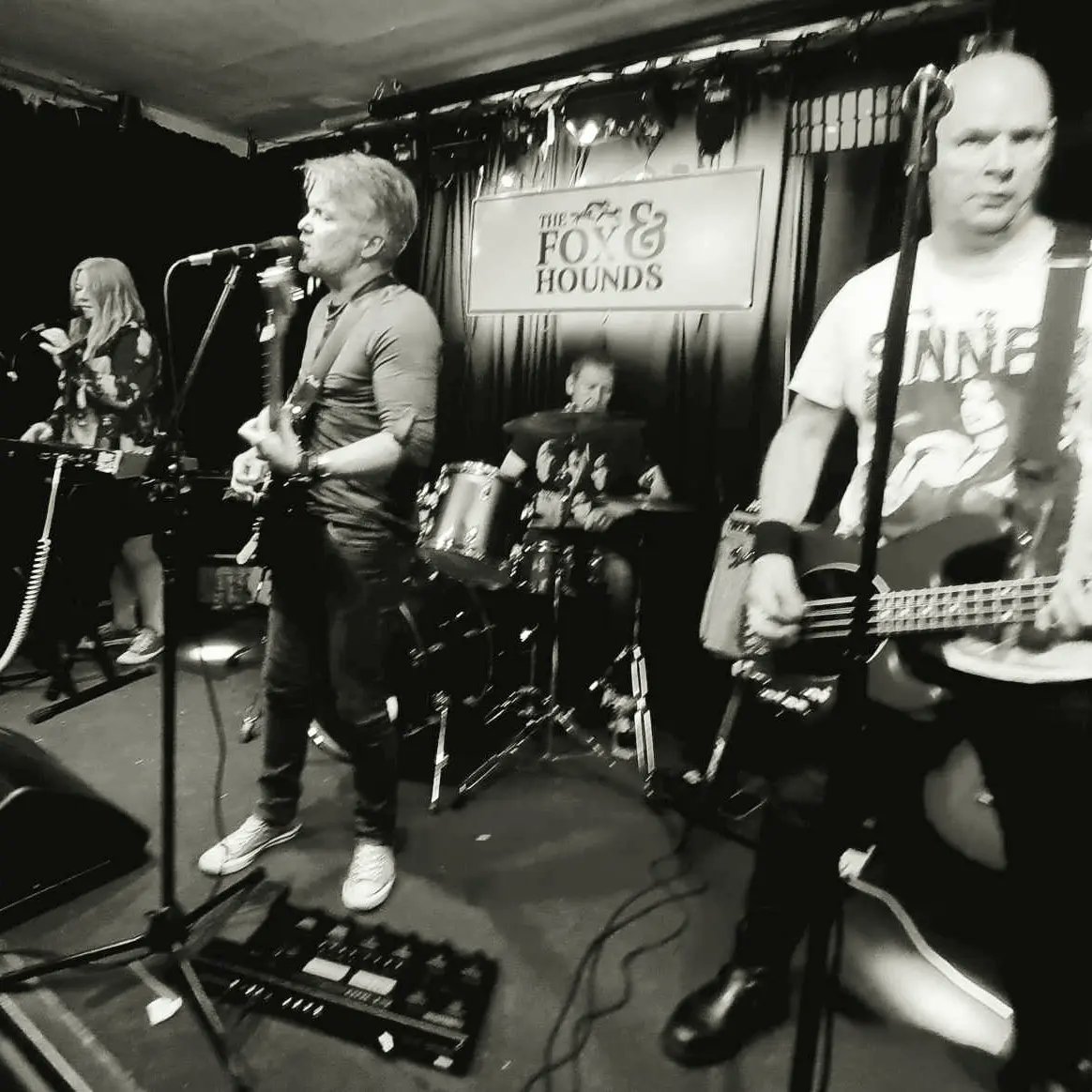 Last night at the Fox &amp; Hounds, Stony Stratford. #keepmusiclive
